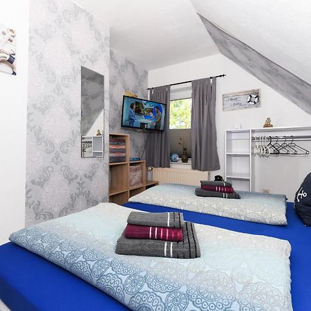 Ferienwohnung Ankerplatz Im Gaestehaus Kock Neuharlingersiel Exterior foto