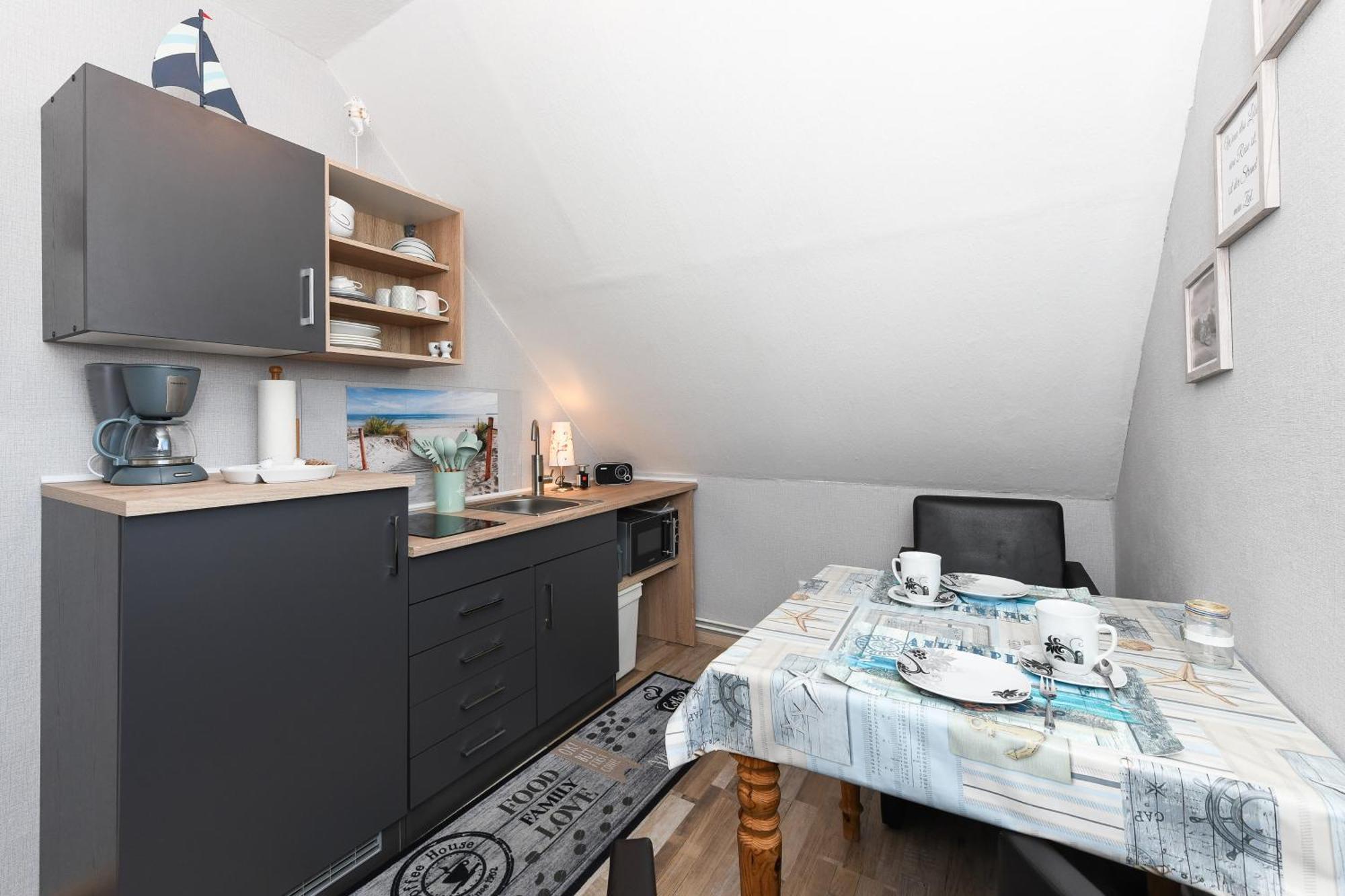 Ferienwohnung Ankerplatz Im Gaestehaus Kock Neuharlingersiel Exterior foto